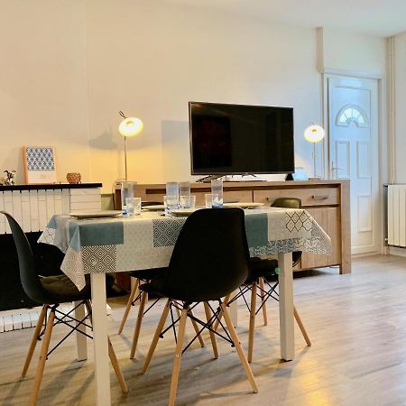 Maison De Campagne Chez Trabou Et Loulou 20 Min De La Rochelle Aigrefeuille-dʼAunis Eksteriør bilde