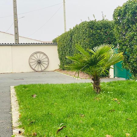 Maison De Campagne Chez Trabou Et Loulou 20 Min De La Rochelle Aigrefeuille-dʼAunis Eksteriør bilde