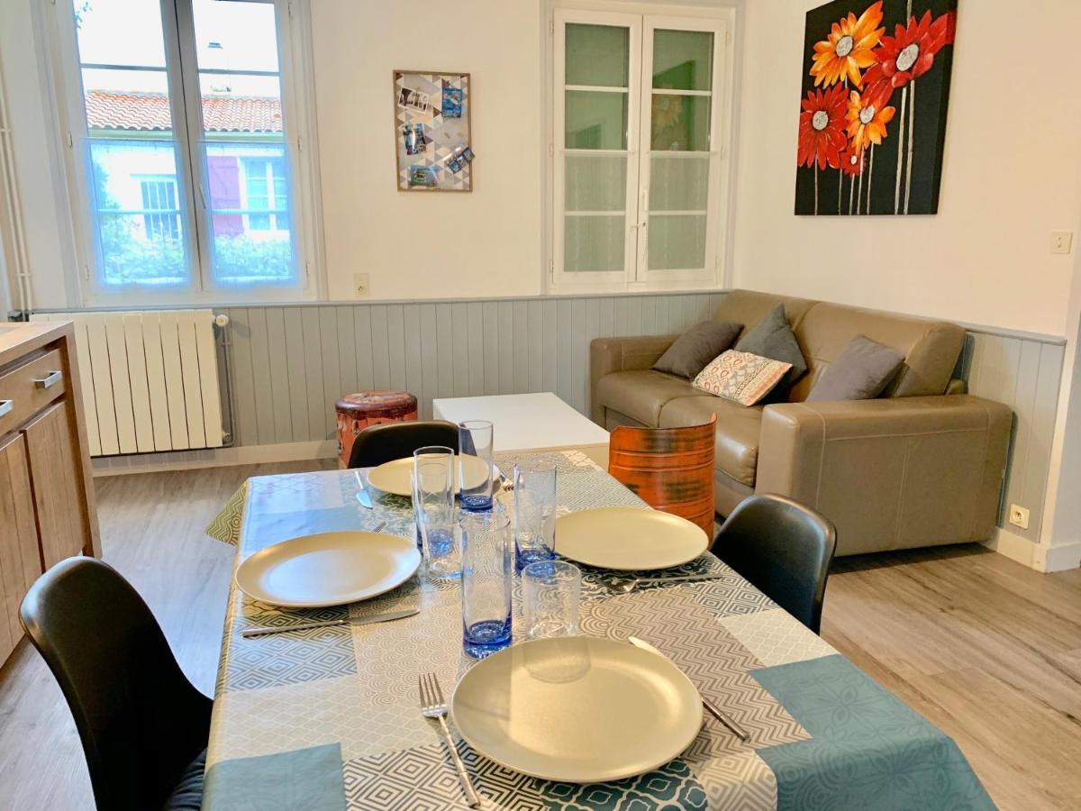 Maison De Campagne Chez Trabou Et Loulou 20 Min De La Rochelle Aigrefeuille-dʼAunis Eksteriør bilde