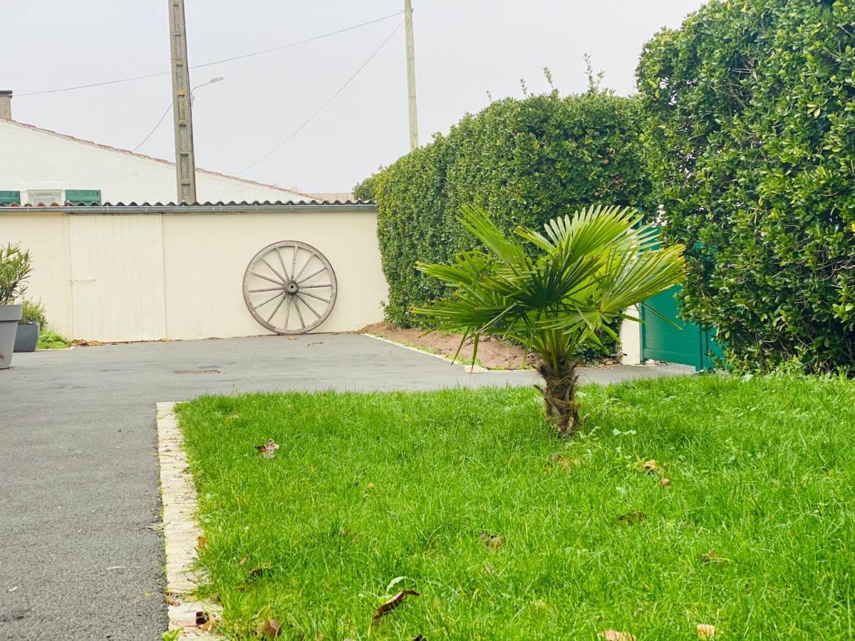 Maison De Campagne Chez Trabou Et Loulou 20 Min De La Rochelle Aigrefeuille-dʼAunis Eksteriør bilde